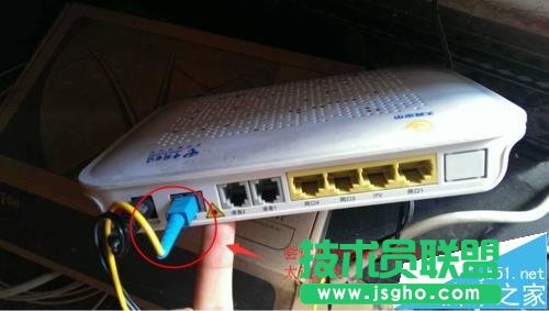 光纖貓光信號閃紅燈不能上網怎么辦