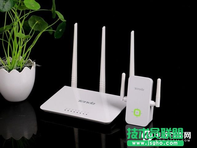 解決無線信號死角要選什么路由器？ 三聯