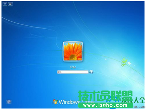 win7和win8系統(tǒng)操作界面哪個更好？  三聯(lián)