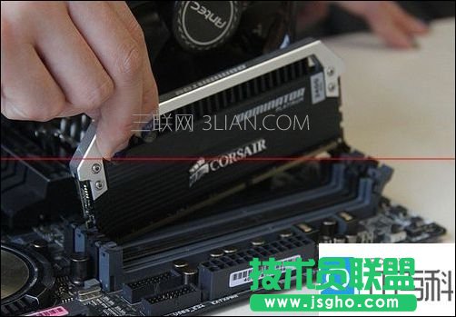 自己如何組裝電腦主機