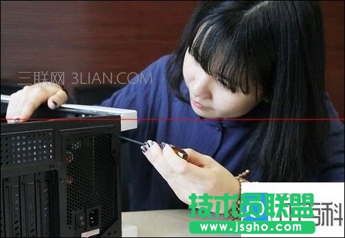 自己如何組裝電腦主機