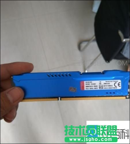 怎么將臺式電腦各配件組裝起來