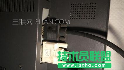 機頂盒如何連接臺式電腦顯示器和音響 三聯