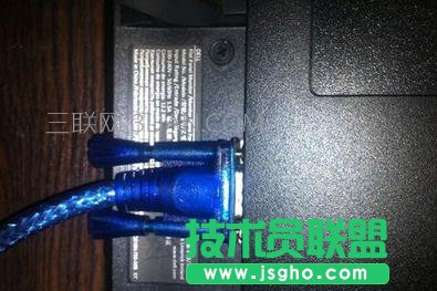 一個顯示器如何連接多臺臺式電腦