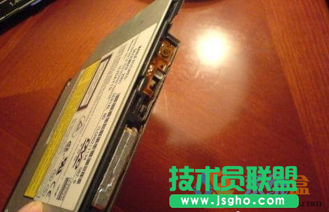 自動彈出光驅,xp系統自動彈出光驅怎么辦