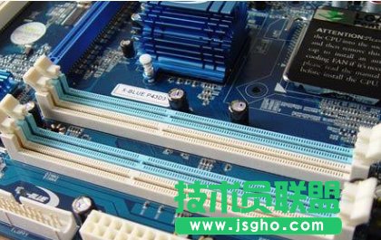 內存安裝錯誤導致系統無法啟動 三聯